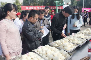 大廚秀技藝,舌尖享美味——記飲食服務中心餐飲服務技能比武